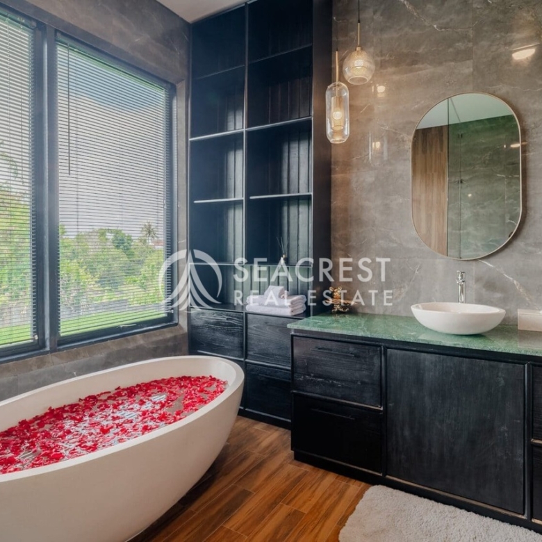 Villa in Canggu Bali for Sale 10