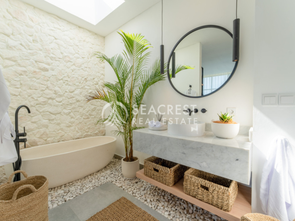 Villa for sale in Pererenan Bali - A Tempting Villa Investment in Bali’s Thriving West Coast