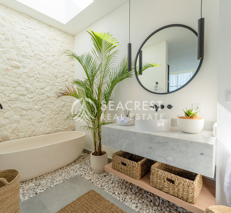 Villa for sale in Pererenan Bali - A Tempting Villa Investment in Bali’s Thriving West Coast