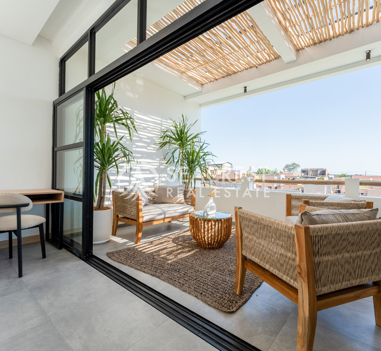 Villa for sale in Pererenan Bali - A Tempting Villa Investment in Bali’s Thriving West Coast