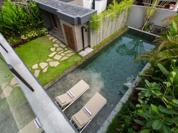 20 Buduk Residence Pool Gudang