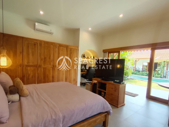 Family Villa in Peaceful Buduk (4)