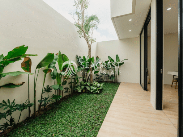 Stylish Kedungu Villa Steps from the Beach SPV529 (10)