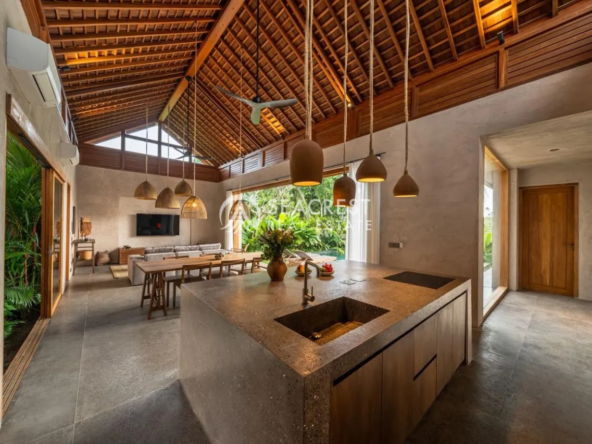 Newly Built Villa Minutes from Cemagi Beach spV536 (1)